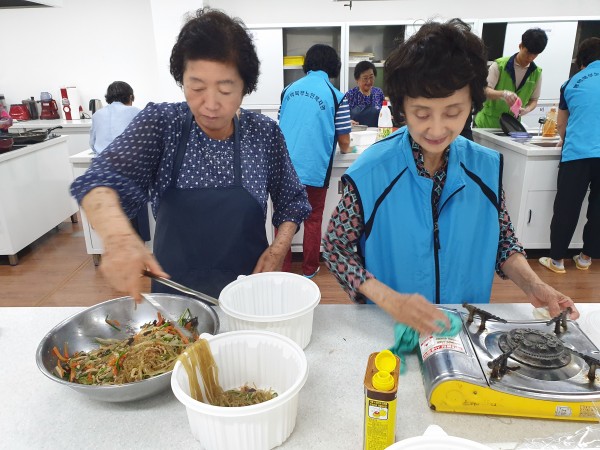 한국야쿠르트 평택공장과 함께하는 추석 명절 음식 만들기3