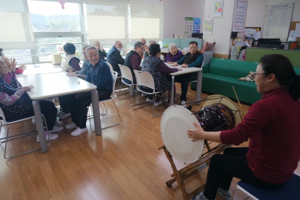 노인주간보호센터- 컵 난타 (3월)